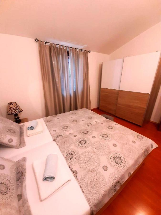 Apartment Damiani Umag Exterior photo