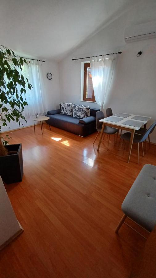 Apartment Damiani Umag Exterior photo